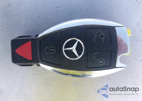 2016 Mercedes-Benz S 550 z USA, uszkodzony, nr VIN WDDUG8CB9GA212589